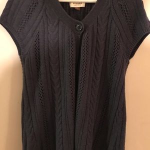 Navy blue Sonoma short sleeve cardigan!